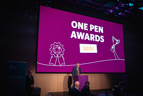 Pen-253